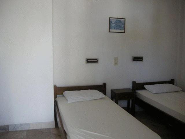 Efrosyni Apartments Agia Marina  Exterior foto